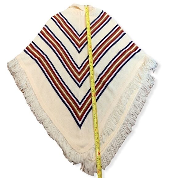 Hand knit Chevron Poncho - Picture 7 of 7